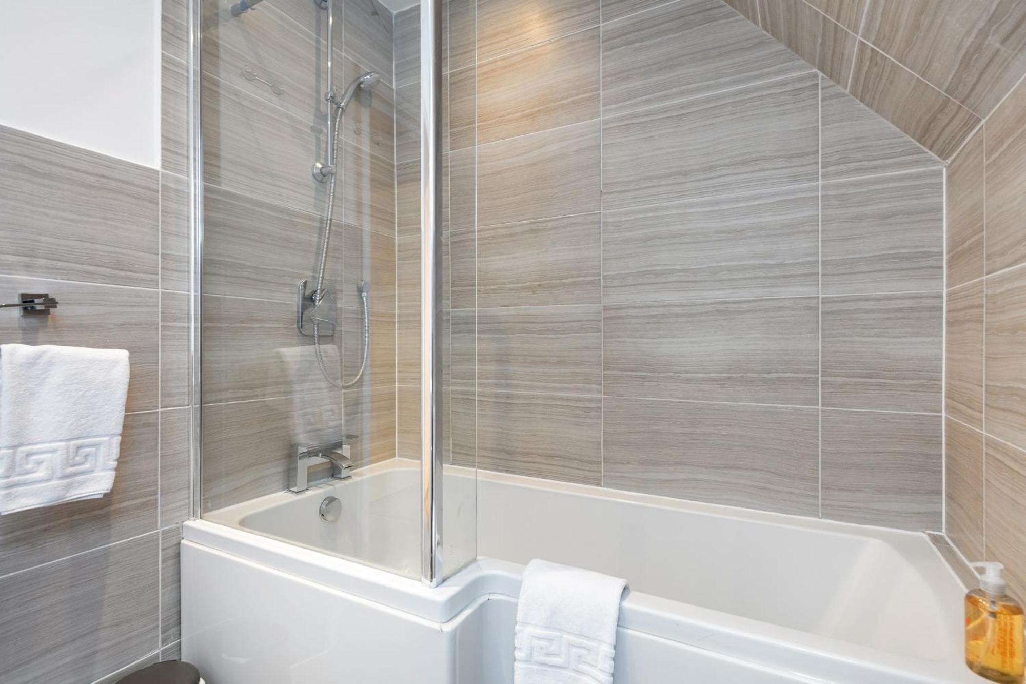 Rare 4Beds Townhouse In Kensington With Patio Villa Londra Exterior foto
